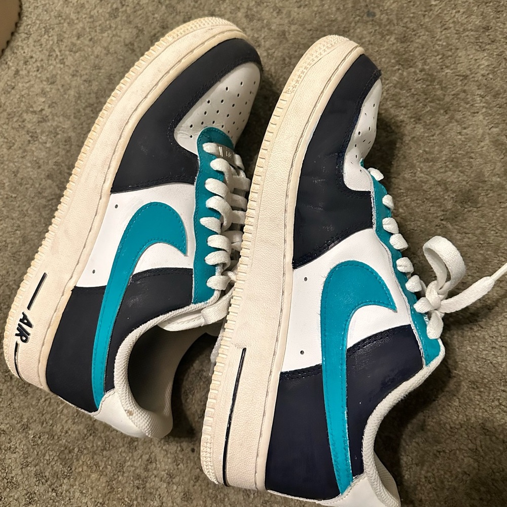 Hand painted mariners Nike Air Force 1